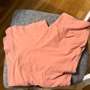 EUC Lululemon Athletica Apricot Align Pants